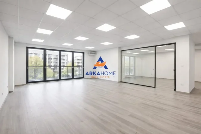 Tirane, jepet me qera ambjent biznesi Kati 2, 115 m² 1.000 € 