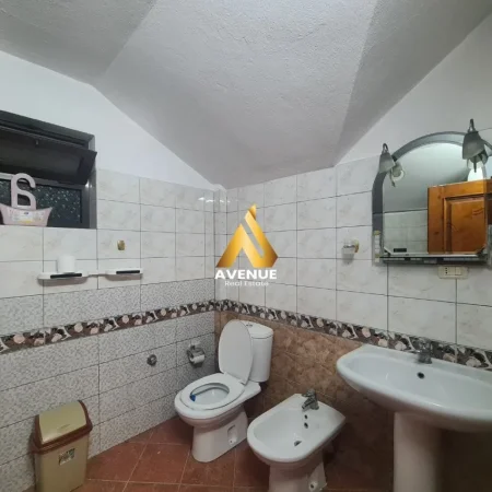 Tirane, jepet me qera apartament 1+1+Ballkon Kati 5, 60 m² 450 € (Rruga Ndre Mjeda)