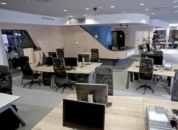 Tirane, jepet me qera zyre Kati 7&8, 840 m² 6.800 € (STACIONI TRENIT)