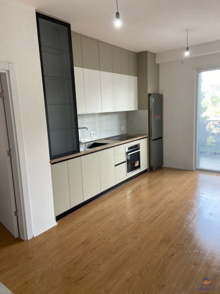Tirane, jepet me qera apartament 2+1 Kati 2, 110 m² 623 € 