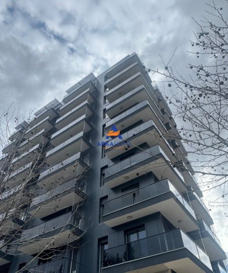 Tirane, jepet me qera apartament 2+1 Kati 2, 110 m² 623 € 