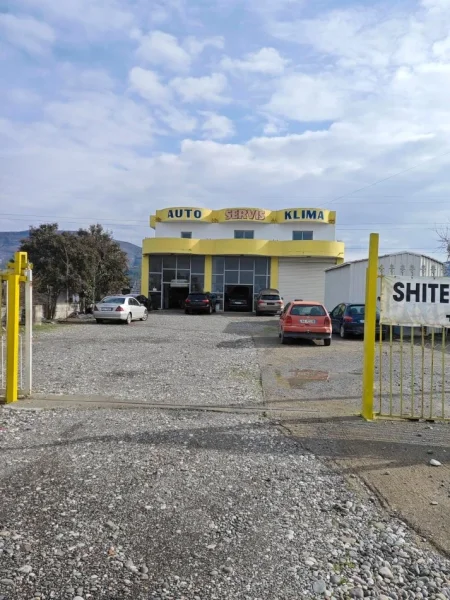 Tirane, shitet ambjent biznesi Kati 2, 250m² 220.000 €