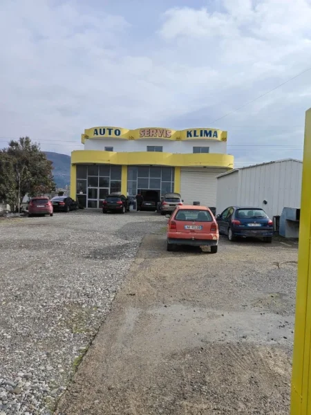 Tirane, shitet ambjent biznesi Kati 2, 250m² 220.000 €