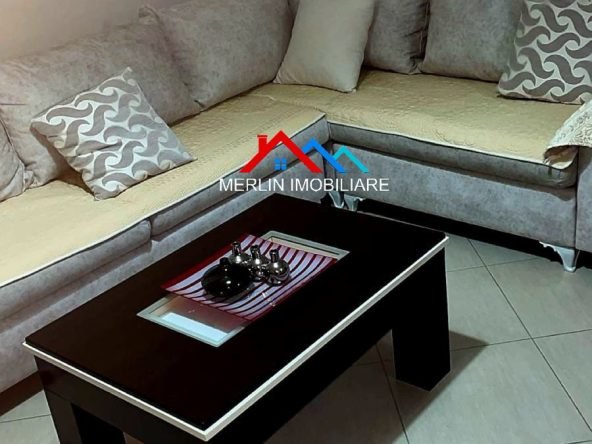 Tirane, jepet me qera apartament 1+1+Ballkon , 60 m² 466 € (RRUGA E KAVAJES)