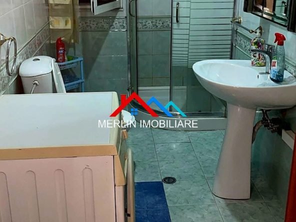 Tirane, jepet me qera apartament 1+1+Ballkon , 60 m² 466 € (RRUGA E KAVAJES)