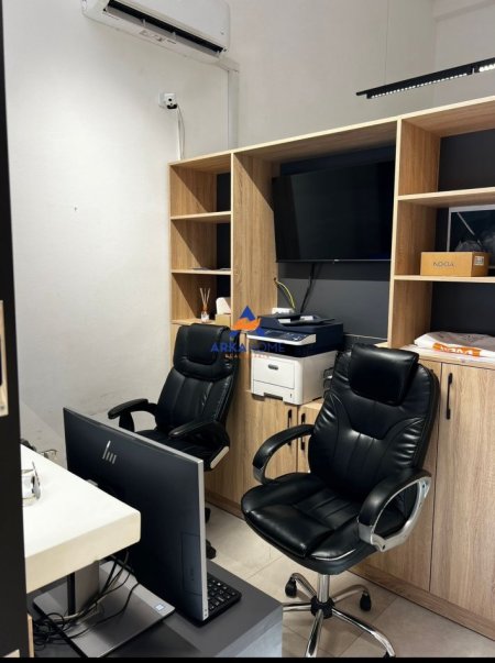 Tirane, shitet ambjent biznesi Kati 0, 35 m² 