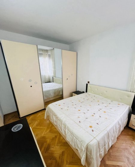 Tirane, jepet me qera apartament 3+1 Kati 4, 125 m² 650 € (DON BOSKO)