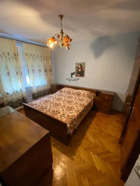 Tirane, jepet me qera apartament 2+1 Kati 2, 78 m² 500 € (21 DHJETORI)