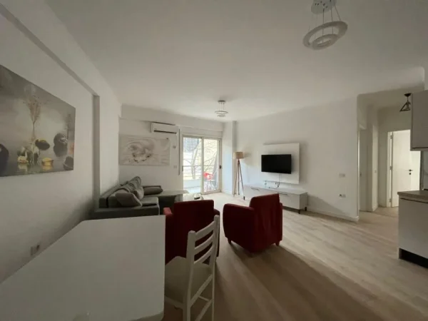 Tirane, shitet apartament 2+1 Kati 1, 87 m² 180.000 € (Don Bosko)