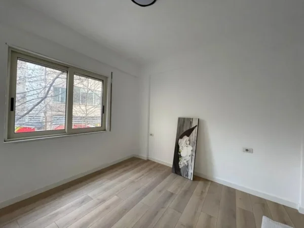 Tirane, shitet apartament 2+1 Kati 1, 87 m² 180.000 € (Don Bosko)