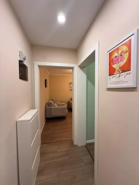 Tirane, jepet me qera Apartament 2+1 , 93 m², Myslym Shyr, 💶80.000 Leke/Muaj