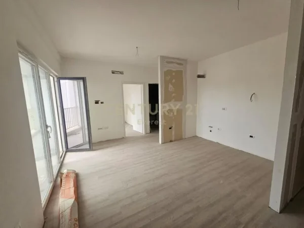 Tirane, shitet apartament 1+1 Kati 7, 63 m² 140.000 € (Zogu i Zi)