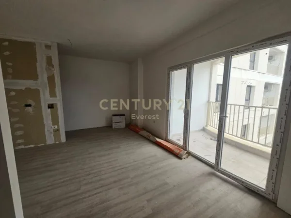 Tirane, shitet apartament 1+1 Kati 7, 63 m² 140.000 € (Zogu i Zi)