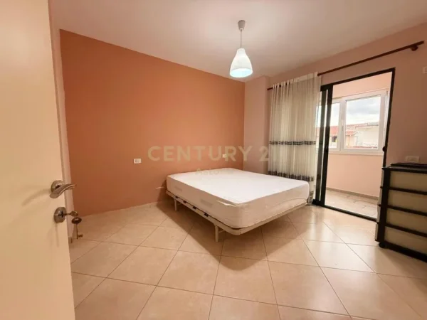 Tirane, jepet me qera apartament 2+1 Kati 3, 111 m² 500 € (Astir)