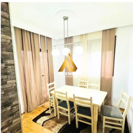 Tirane, jepet me qera apartament 3+1 , 125 m² 650 € (Rruga Eshref Frasheri)