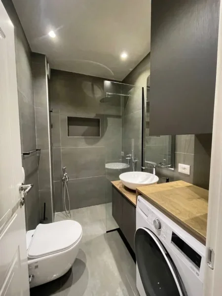 Tirane, jepet me qera apartament 2+1+Ballkon Kati 2, 80 m² 630 € 