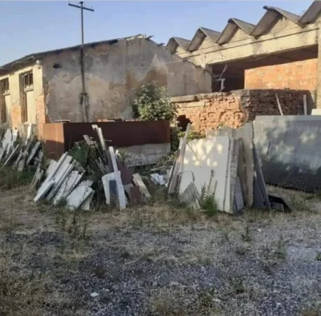 Shkoder, shitet ambjent biznesi Kati 1, 1.750 m² 250.000 € 