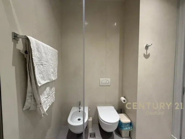 Tirane, jepet me qera apartament 1+1+Ballkon Kati 2, 72 m² (DELIJORGJ)
