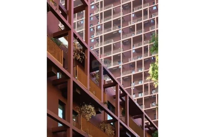 Tirane, jepet me qera dyqan , 80 m² 1.300 € 