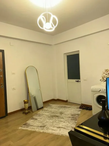 Tirane, jepet me qera apartament 2+1+parkim Kati 1, 60 m² 850 € (Sofra e Ariut ,Rruga e Elbasanit)