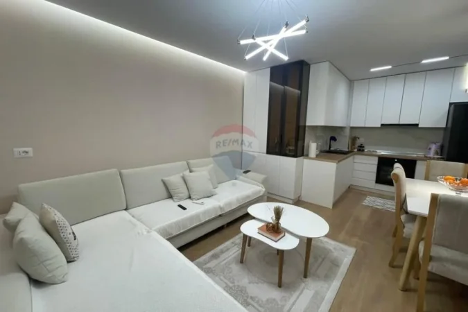 Tirane, shitet apartament 1+1+Ballkon , 58 m² 87.012 € (Shkojze)