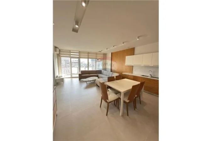 Tirane, shitet apartament 2+1 , 117 m² 355.000 € 