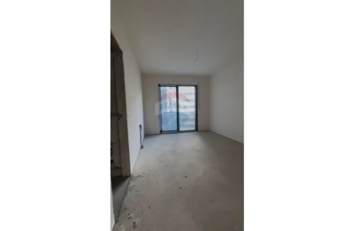 Tirane, shitet apartament 2+1 , 108 m² 216.000 € 