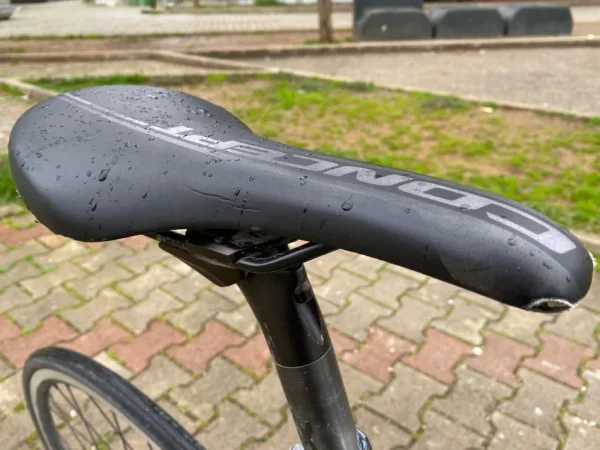 Tirane, shes biciklete Scott e bardhë 230 €