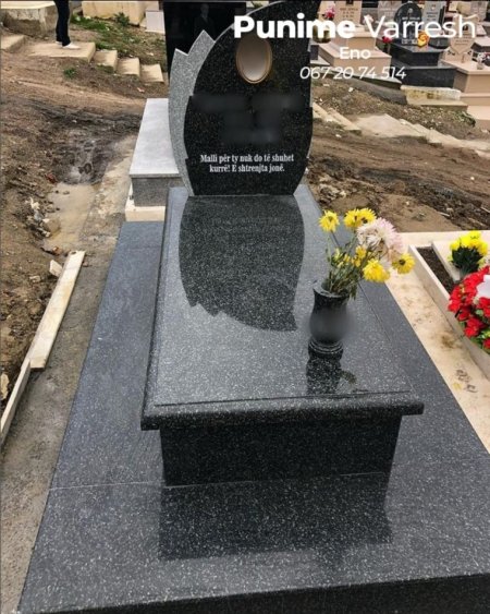 Tirane, shes Punime varresh ne tufine - Varr granit Verde Marina 250 €