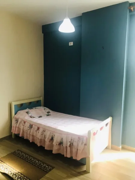 Elbasan, jepet me qera nga Pronari, pa-komision apartament 2+1+Ballkon Kati 8, 80 m² 360 €
