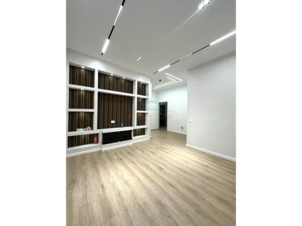 Tirane, shitet apartament 1+1+Ballkon Kati 1, 60 m² 110.000 € 