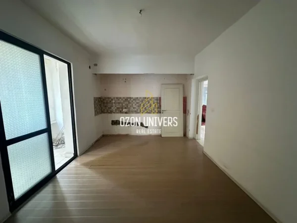 Tirane, shitet apartament 2+1+Ballkon Kati 4, 69 m² 168.000 € (Myslym Shyr)