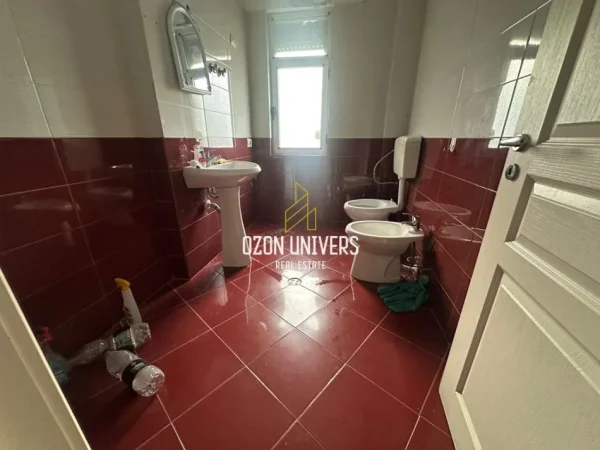 Tirane, shitet apartament 2+1+Ballkon Kati 4, 69 m² 168.000 € (Myslym Shyr)