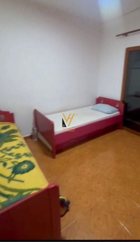 Tirane, jepet me qera apartament 2+1+Ballkon Kati 1, 90 m² 500 € (RRUGA E ELBASANIT)
