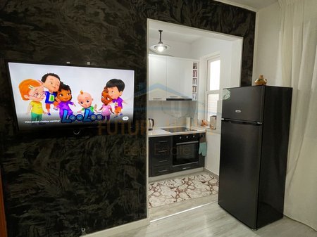 Durres, jepet me qera apartament 2+1+Ballkon Kati 4, 112 m² 400 € 