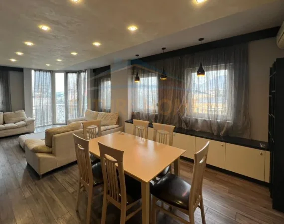 Tirane, jepet me qera apartament 2+1+Ballkon Kati 6, 103 m² 1.000 € (Rruga e Elbasanit, Ambasada Amerikane)