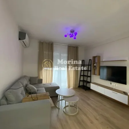 Tirane, jepet me qera apartament 2+1 Kati 5, 80 m² 500 € (Rruga 5 Maji)