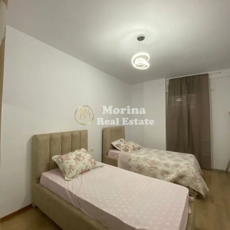 Tirane, jepet me qera apartament 2+1 Kati 5, 80 m² 500 € (Rruga 5 Maji)