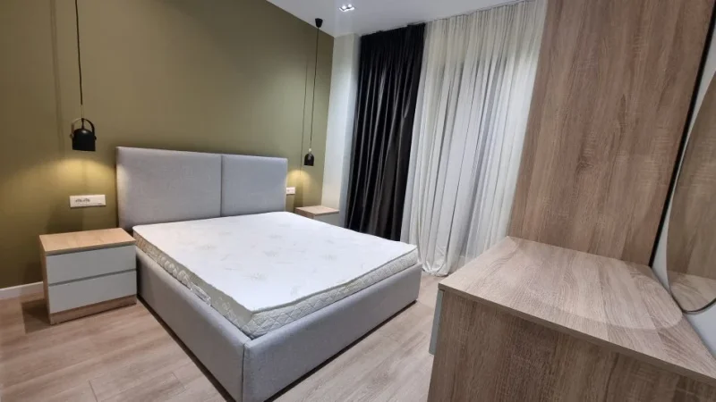 Tirane, jap me qera apartament 1+1 Kati 3, 50 m² 650 € (Myslym Shyr)