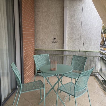 Tirane, jepet me qera apartament 2+1 Kati 4, 112 m² 700 € (LIQENI I THATE)