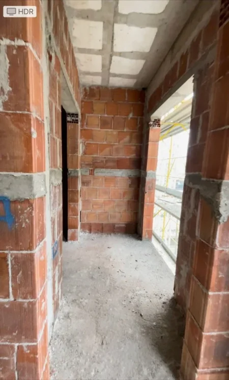 Tirane, shitet apartament 1+1+Ballkon Kati 4, 68 m² 89.900 € (Rruga 29 Nentori)