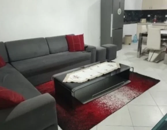 Tirane, jepet me qera apartament 2+1 Kati 8, 112 m² 500 € (YZBERISHT)