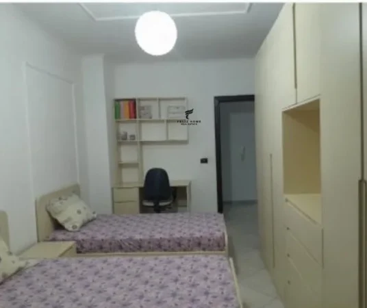 Tirane, jepet me qera apartament 2+1 Kati 8, 112 m² 500 € (YZBERISHT)