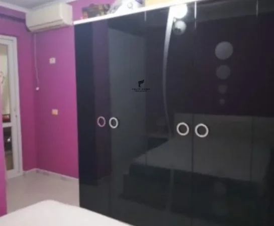 Tirane, jepet me qera apartament 2+1 Kati 8, 112 m² 500 € (YZBERISHT)