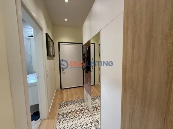 Tirane, jepet me qera apartament 2+1 , 102 m² 800 € (Ferit Xhajko)