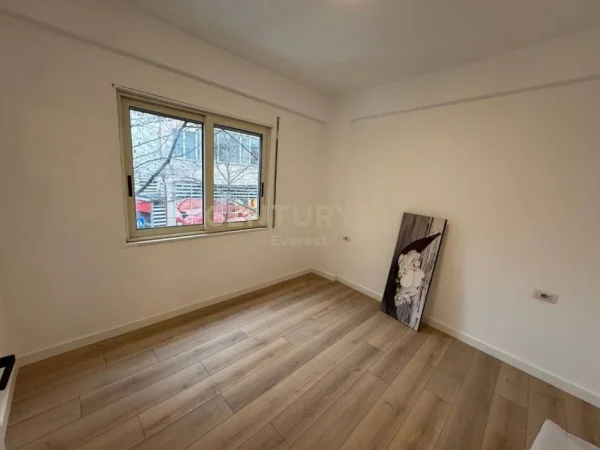 Tirane, shitet apartament 2+1 Kati 1, 87 m² 180.000 € (Don Bosko)