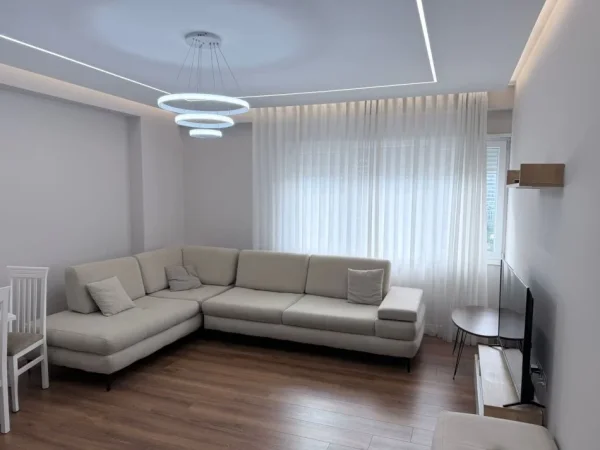 Tirane, shitet apartament 2+1 , 91 m² 340.000 € 