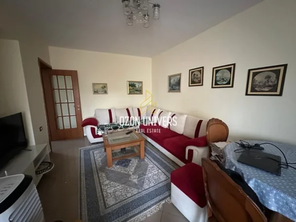 Tirane, jepet me qera apartament 1+1+Ballkon Kati 5, 60 m² 550 € (Myslym Shyr)