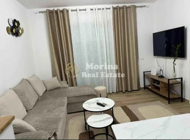 Tirane, jepet me qera apartament 2+1 Kati 7, 83 m² 400 € (Univers City)