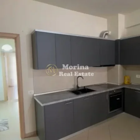 Tirane, jepet me qera apartament 2+1 Kati 4, 96 m² 550 € (Yzberisht)